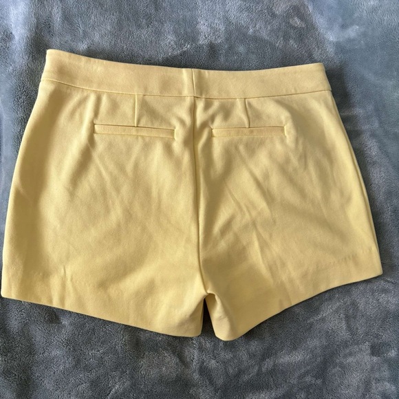 NWT Catherine Malandrino Yellow Shorts - Picture 4 of 7